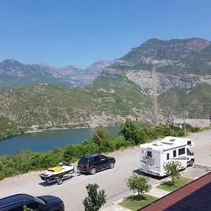 Lugina E Komanit Hotel Koman